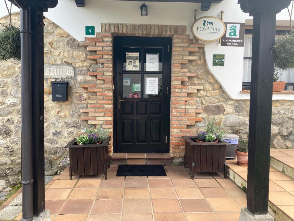 Posada Mellante Pechon Exterior photo